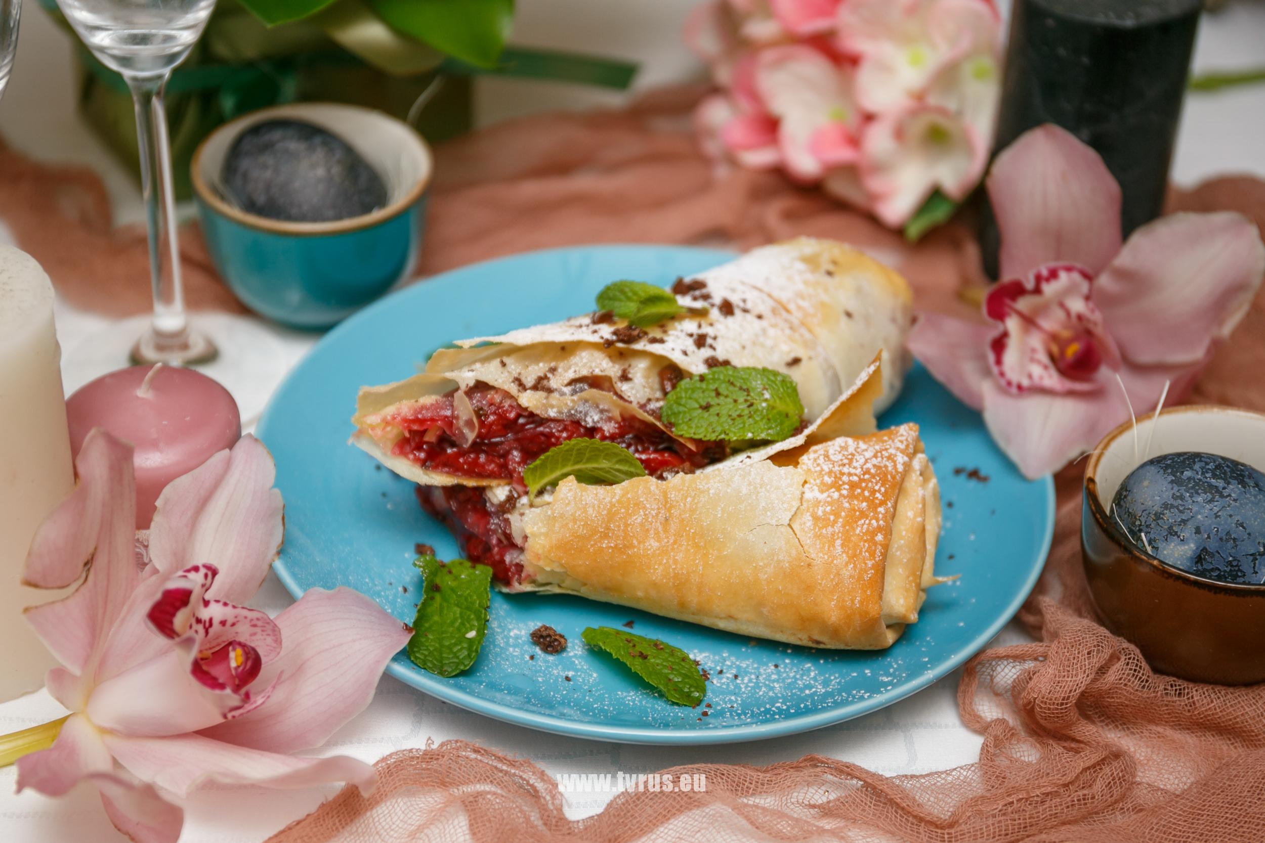 пирог с вишней